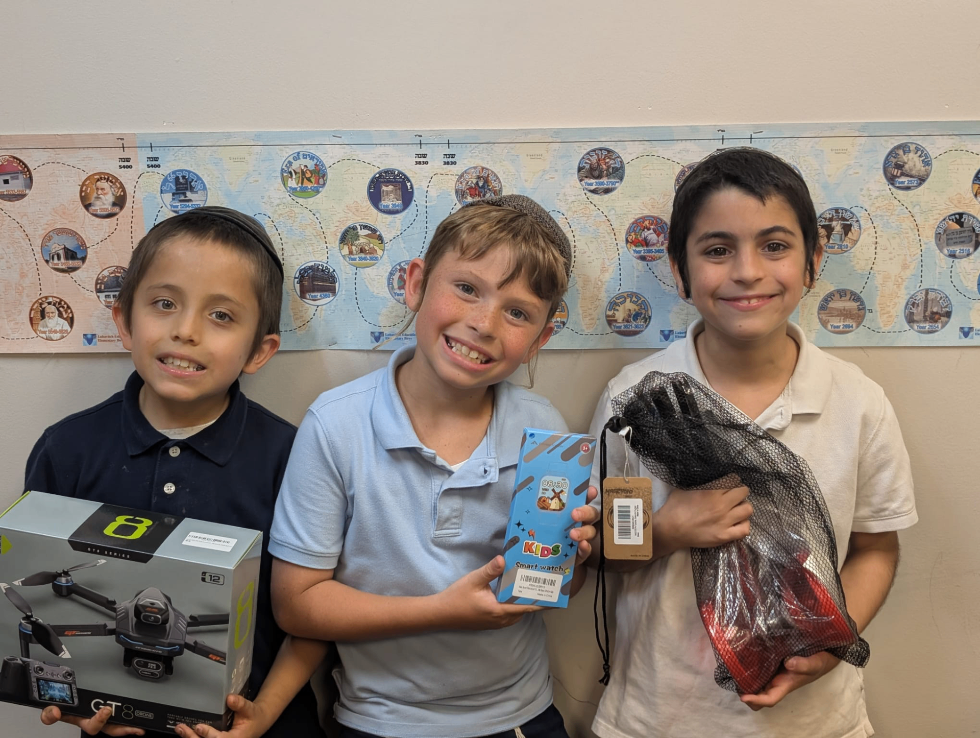 Talmidim with prizes