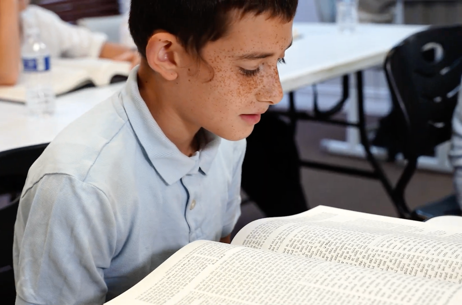 Talmid learning from a sefer
